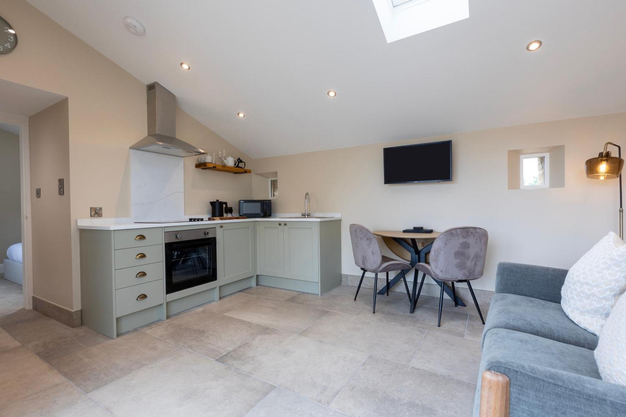 The Old Cutter Shed Apartment Whitby Bagian luar foto